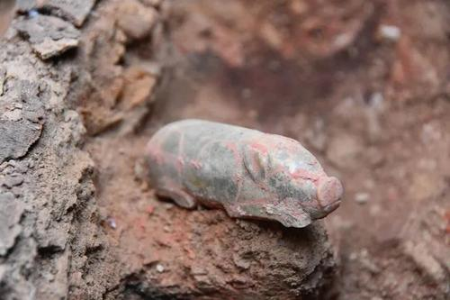 罕见!陕西汉墓现罕见陶仓装满小米,两千多年前的小米穿越到现在还能吃吗?