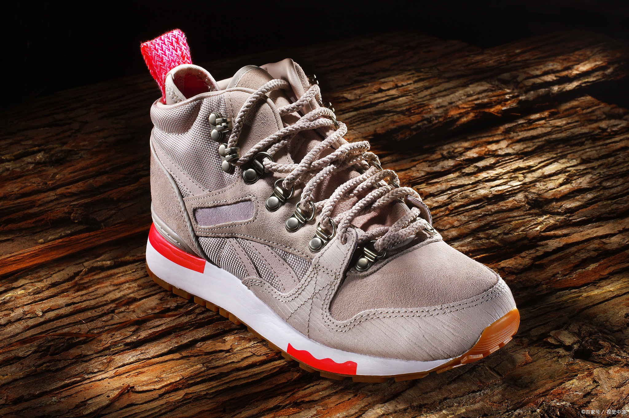 运动鞋正品店推荐有哪些?如何选出舒服且平价的运动鞋?