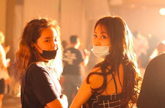 孙侨潞家庭背景是什么？