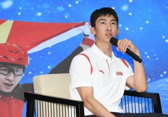 武大靖“现身”航天员出征仪式,这是什么梦幻联动?