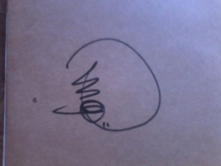 炎亚纶在纪念日专辑上签的具体是什么字