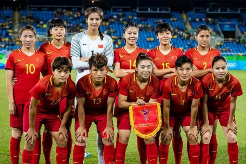 中国女足赞助取决于男足成绩