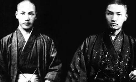 蒋纬国是谁生的