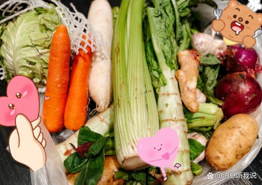 在上海隔离期间,李彩桦晒收到的蔬菜,住在上海的其他艺人过的怎么样呢?