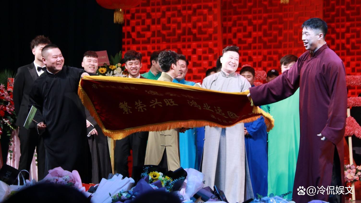 郭德纲弟子陈霄华被刑拘,人民网点评:德云社该反省了,你怎么看?