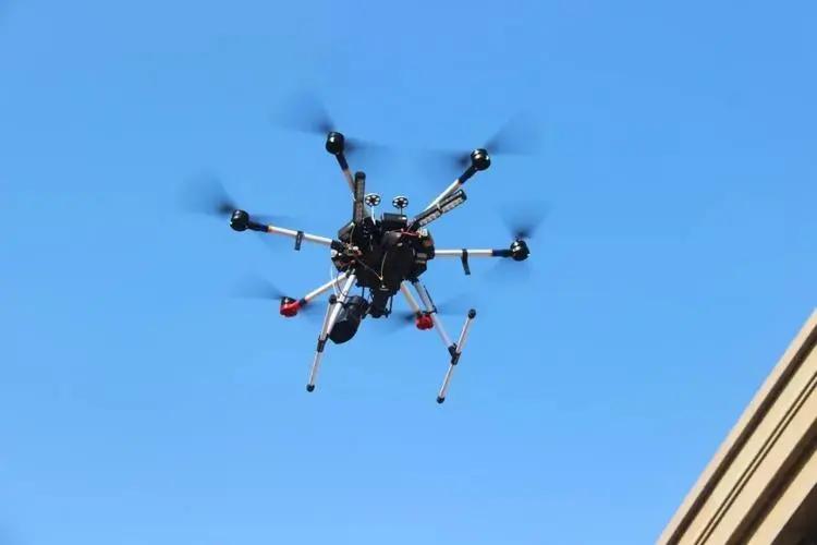 上海一地竟用无人机监控社区扫码，这样做的好处是什么呢？