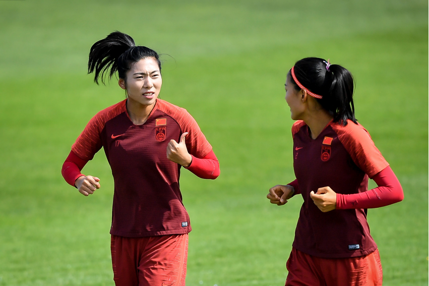 中国女足赞助取决于男足成绩