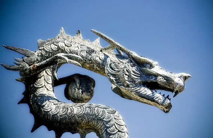 夷为平地指什么生肖动物