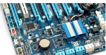 电脑开机出现press any key to continue什么意思啊？