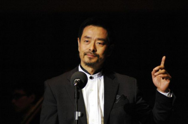 濮存昕表示对丑人丑事坚决零容忍,他这句话表明了哪些立场?