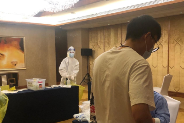 东莞一场婚礼突然被叫停，全员做核酸，这场婚礼有多难以忘记？