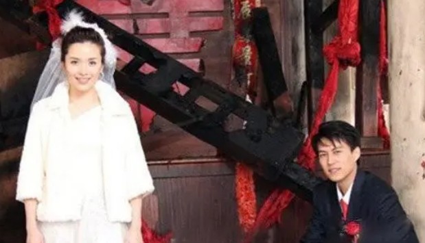 国民男神靳东结婚了吗？