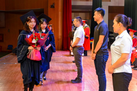 毕业感言家长对老师说的话