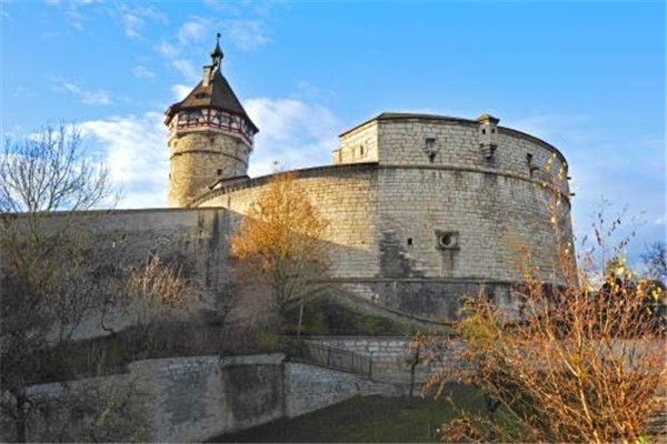 瑞士小镇下起巧克力雨，这会对人体有害吗？