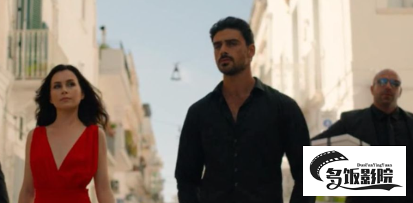 黑帮大佬和我的365日是借位吗