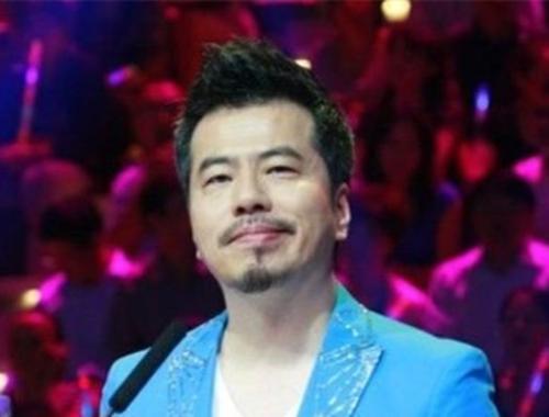 黄国伦和前妻离婚怎么回事？