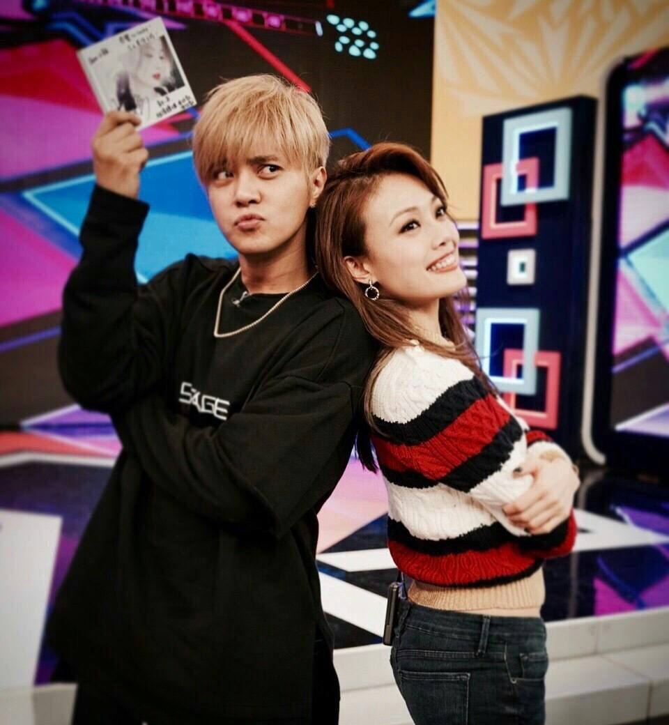 罗志祥为母亲办乒乓球赛，网友对此有何评价？