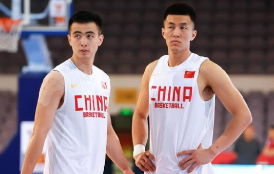 中国男篮多人核酸阳性，他们都是如何感染的？