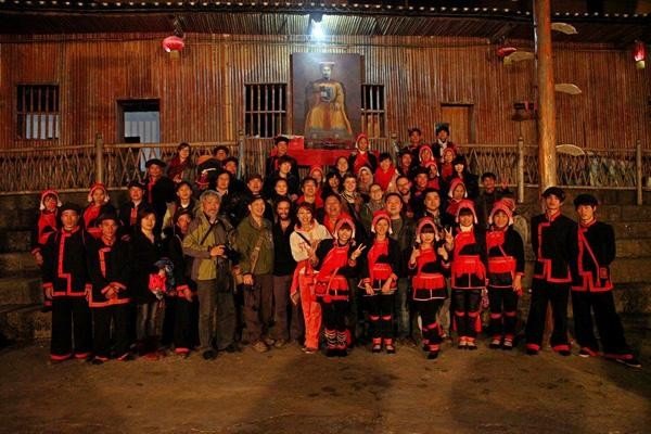 苗族的上刀山，下火海看着很过瘾，这是怎样的一种绝技？