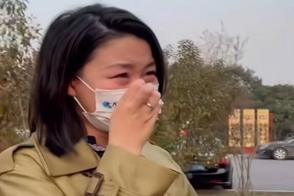 安阳“狗咬人”事件中的被免者是什么身份？