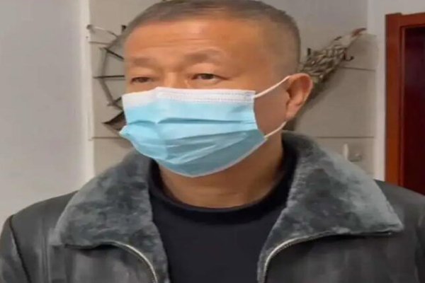 安阳“狗咬人”事件中的被免者是什么身份?