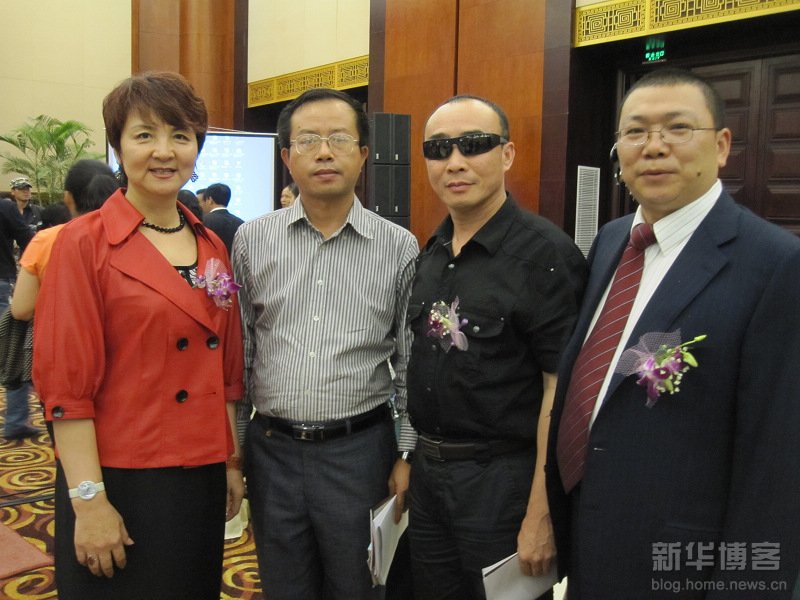 杨至成火线供给的剧情介绍