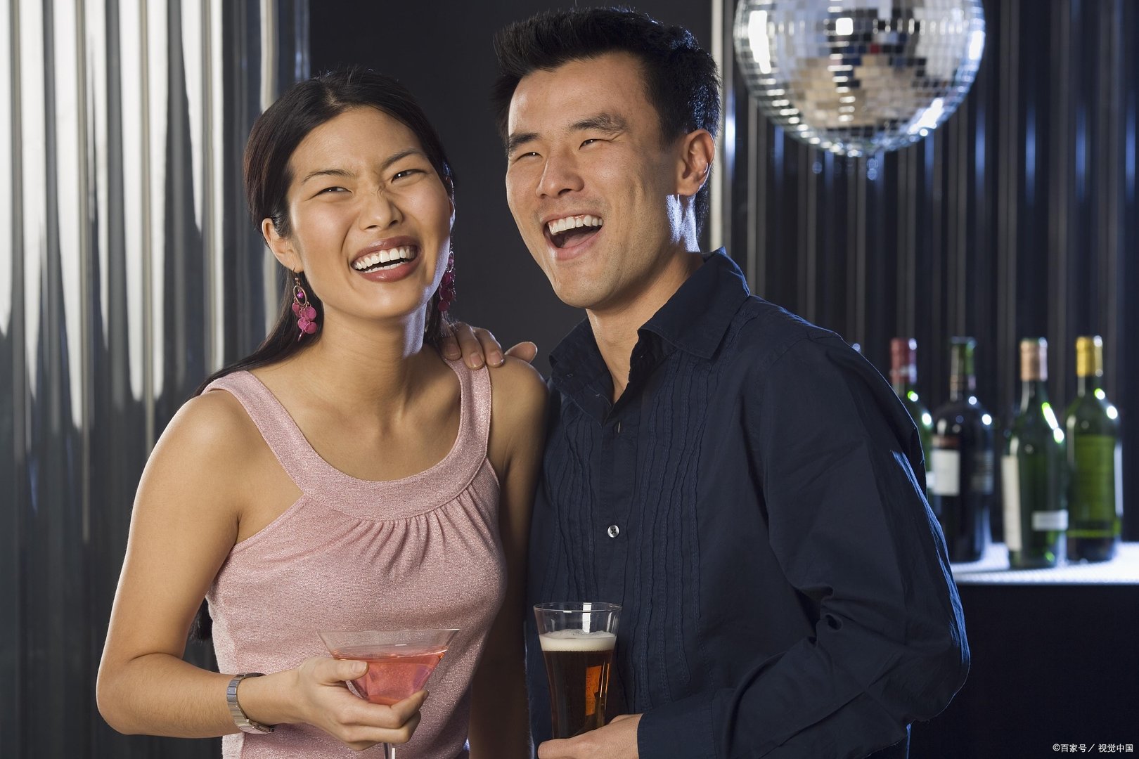 给不了你哪些东西的男人，说再多的爱你，往往也只是虚情假意？