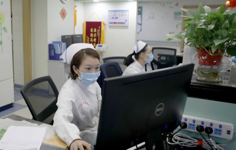 2023年护士资格证分数线