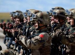 将军出门警卫几个？