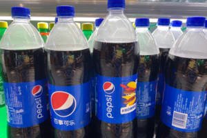 你如何看待百事在确诊首例后一周后才公布？