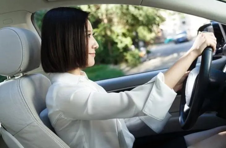 描写开车过程的好文章。