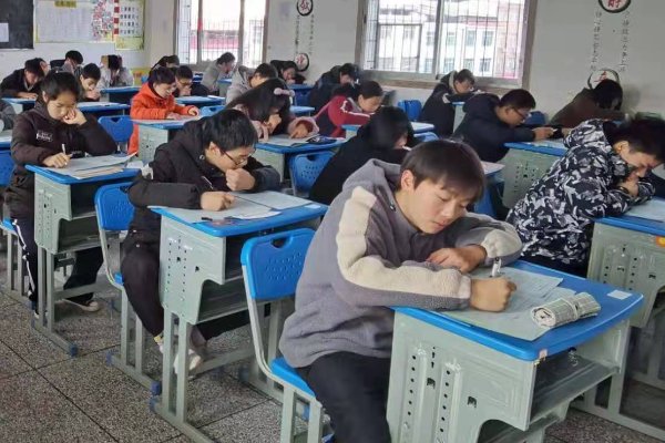 如何快速查到期末考试试卷的答案