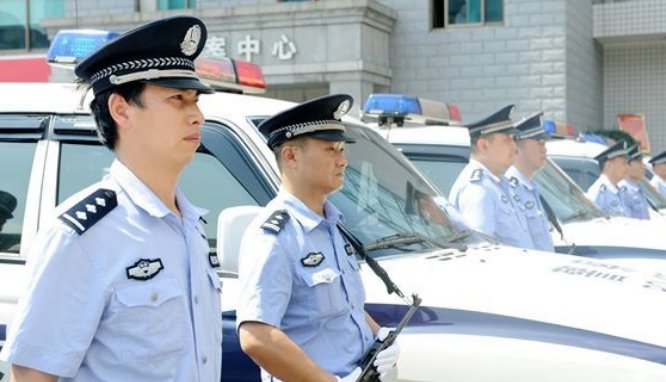 涉警人员是什么意思