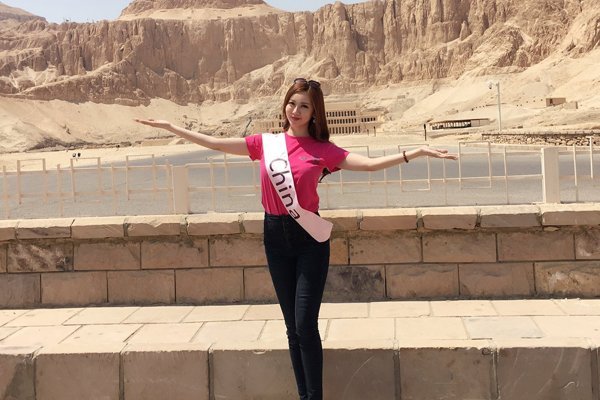 袁佳怡献门全套照片 在男朋友怀里娇羞灿烂