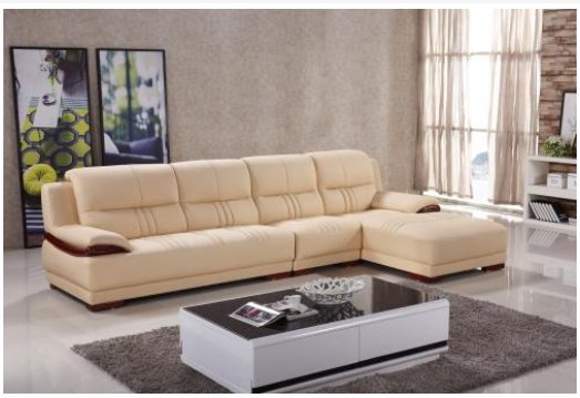 沙发的英语是on the sofa还是in the sofa