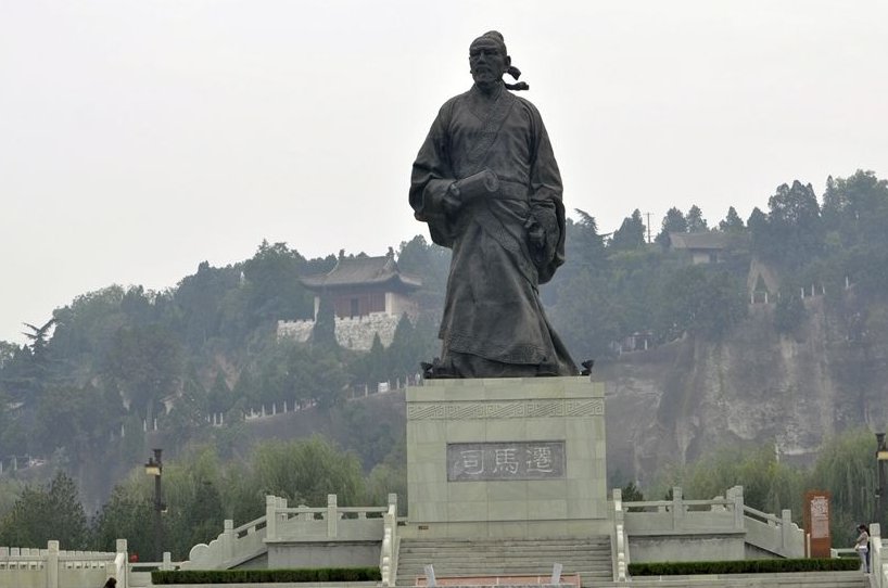 司马迁的《史记》和谁的什么共称为“史学双壁”