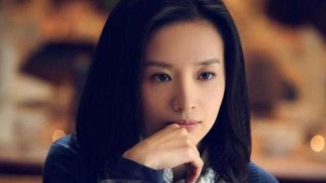 儿子儿媳带我去旅游，我和儿媳泡完温泉出来，我让儿子离婚，我错了吗？