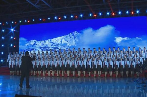 大合唱是什么成语