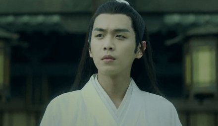 李纯吐槽张若昀打伞了又好像没打,当时的剧情有哪些隐藏的细节