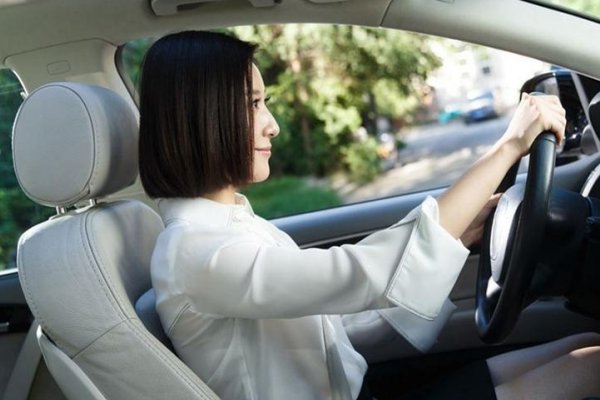 过程很细的开车描写文字