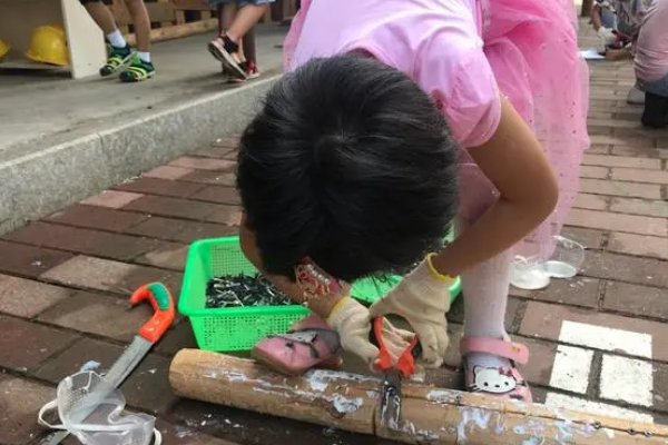 老师下面太紧拔不出来怎么