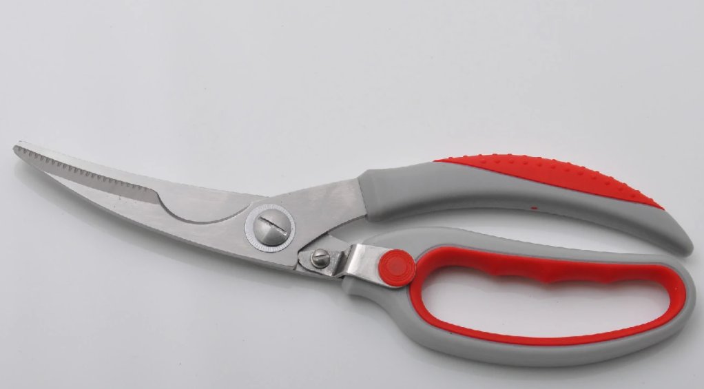 用剪刀哪个部分剪东西更省力？为什么