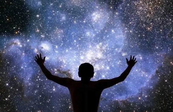 遐想 是什么意思