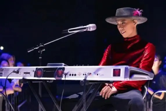 黄贯中不舍Ricky淘汰，他们之间的关系怎么样？