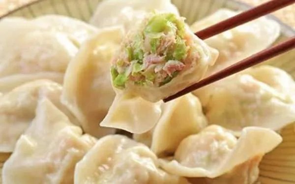 消防员吃水饺认出妈妈的味道,妈妈包的饺子味道有什么不一样?