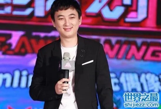 王思聪为啥对赵丽颖好,欲花三千万签下赵丽颖