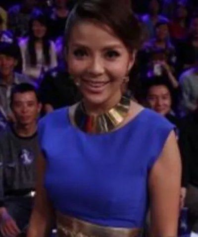 朱迅的大胸围照片曝光 网曝其大尺度没带胸罩主持节目