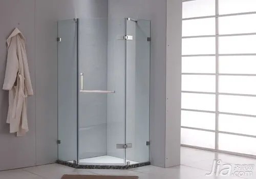 如何选购淋浴房  淋浴房有哪些种类