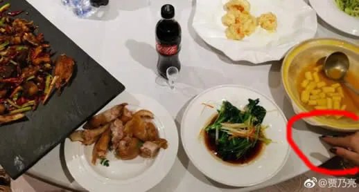 贾乃亮狂买护肤品什么情况 网友：男人也要护肤保养