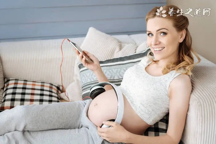 泰国电视剧明媒正娶的妻子的主题曲是什么？